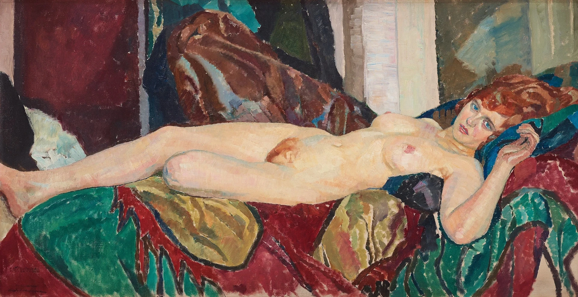 Modella sdraiata
